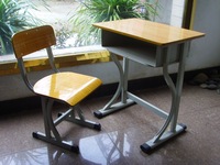 学生课桌椅  学生单、双人台 厂家直销_250x250.jpg