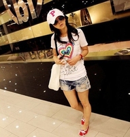 2013夏季特价（韩版热卖）彩色心型纯棉女款短袖T恤 魅力修身个性_250x250.jpg