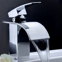 高档经典全铜镀落地水龙头 ，新款台盆水龙头waterfall faucet_250x250.jpg