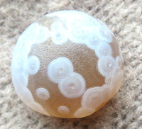 阿拉善戈壁奇石、天然精品套色花点花眼眼睛玛瑙椭圆珠—精巧的8_250x250.jpg