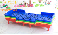 新款可拆装折叠式幼儿园专用午睡床 塑料儿童床 多彩简易床_250x250.jpg