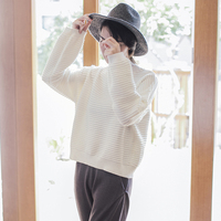 自在云上 秋季新款白色针织衫女套头短款薄韩版宽松长袖打底毛衣_250x250.jpg